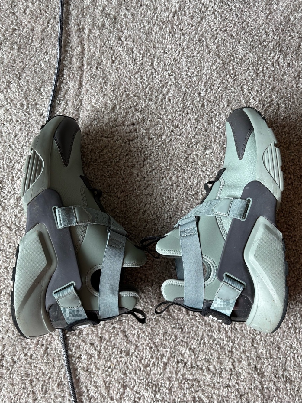 Nike Air Huarache City sz women’s US 12.5 - Picture 4 of 7